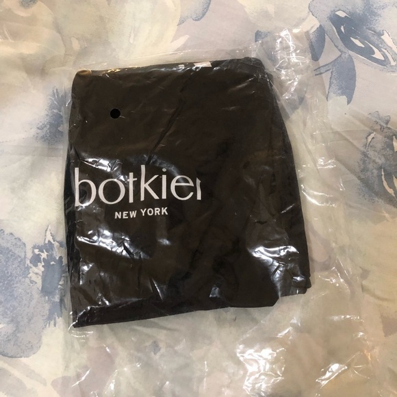 𝅺BOTKIER Suede Heels - Picture 7 of 7